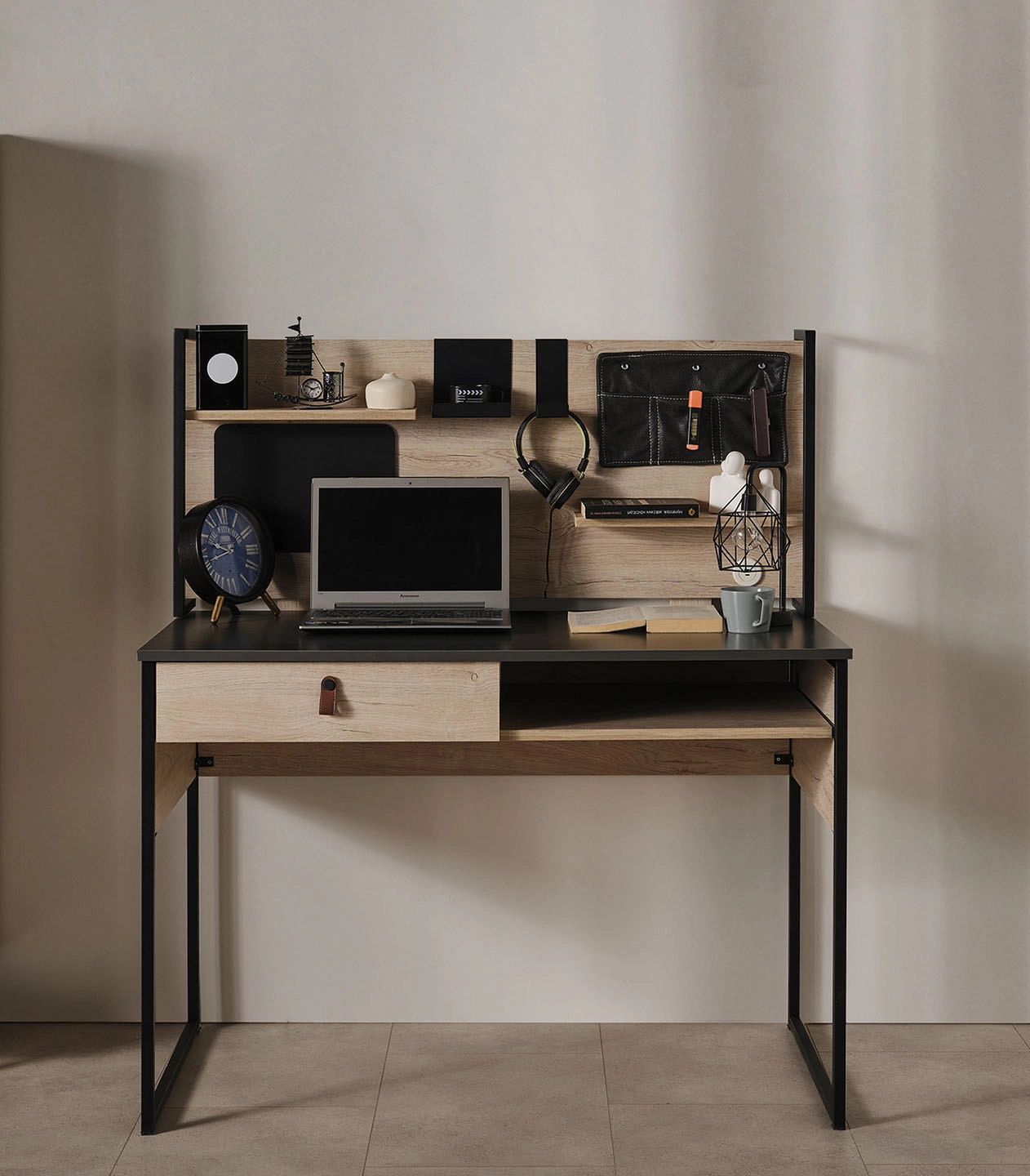 Pallema  ÇALIŞMA MASASI