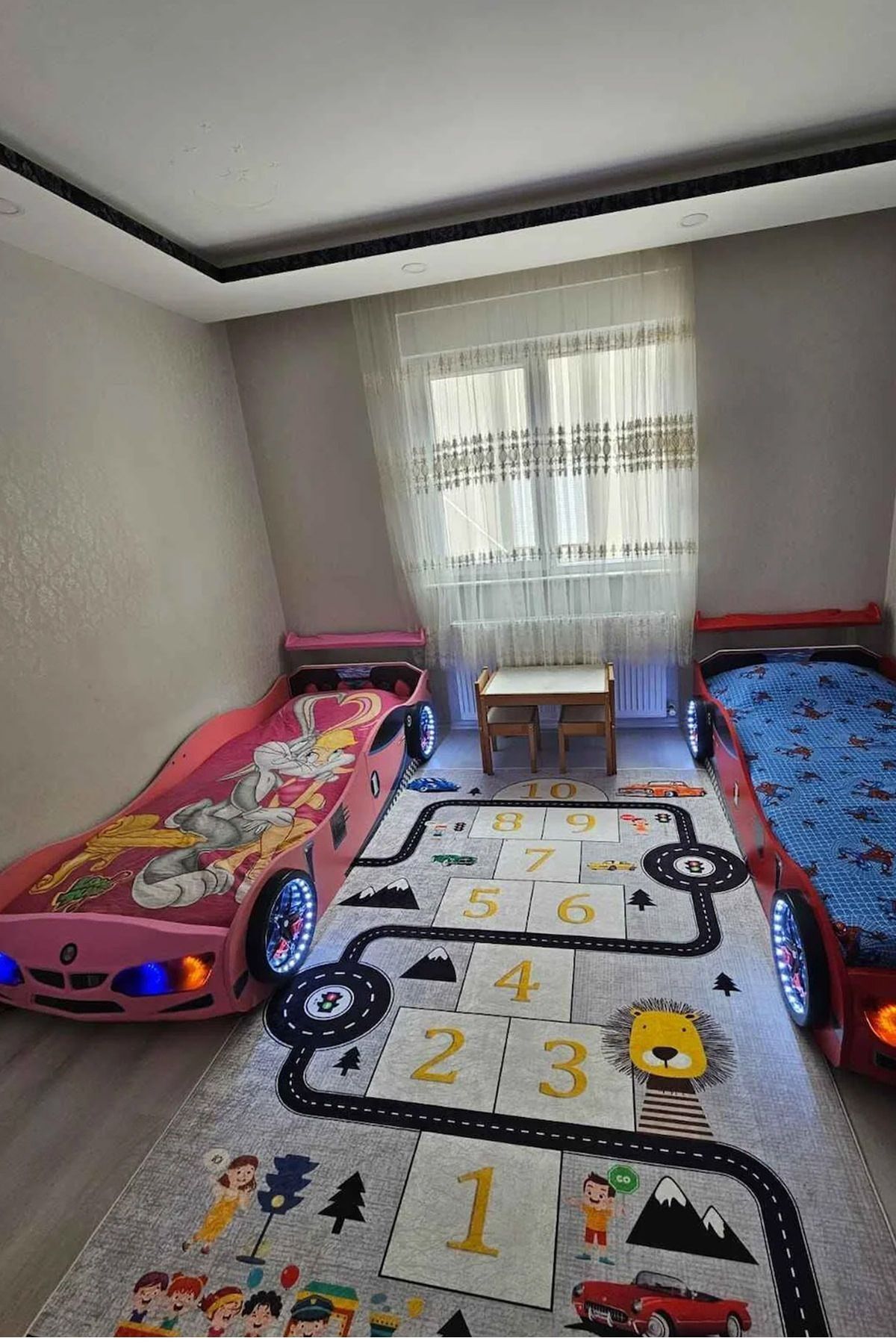 GT2 - BMW - Arabalı Yatak  - Tekerlekleri Ledli.