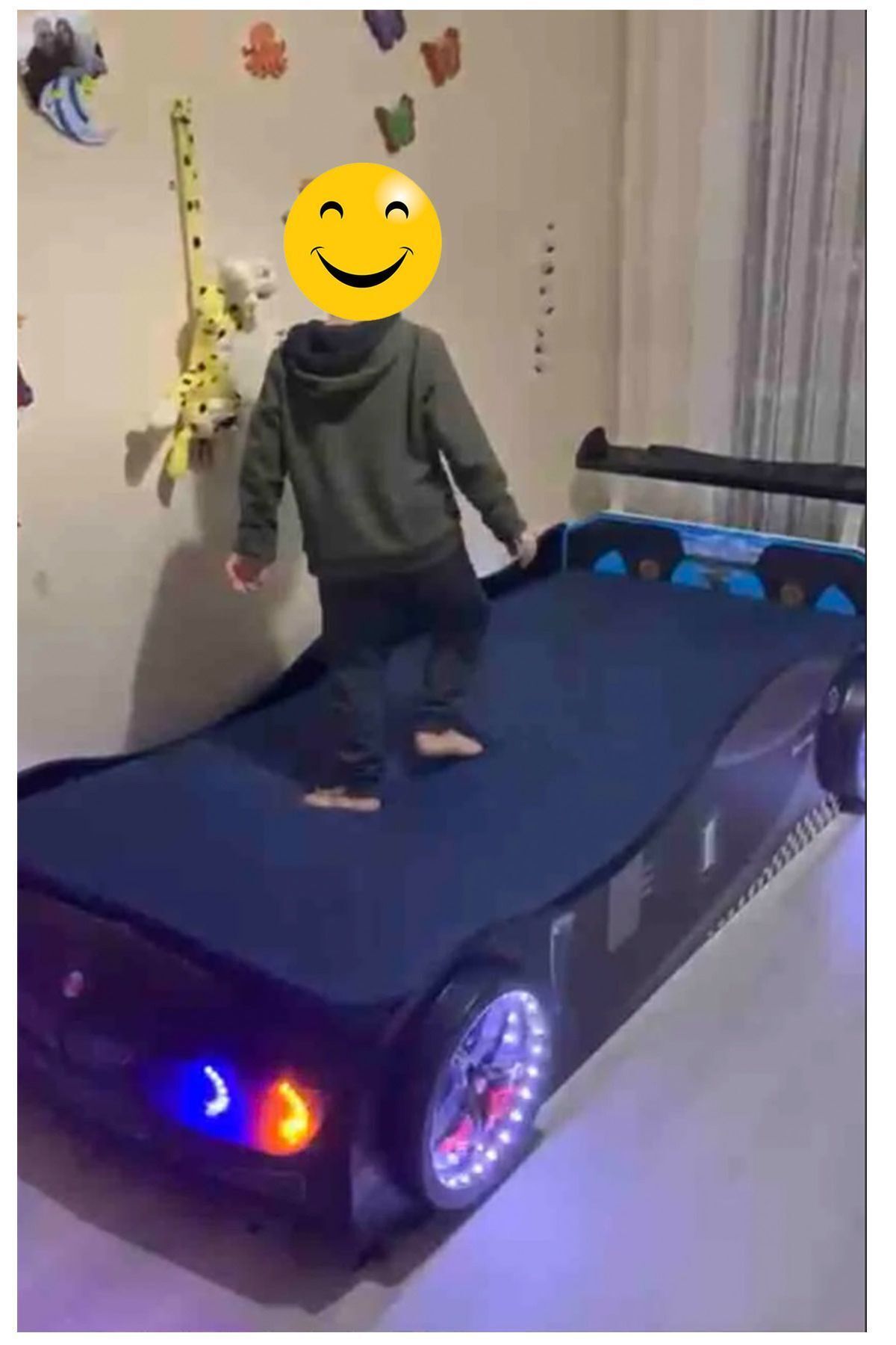 GT2 - BMW - Arabalı Yatak  - Tekerlekleri Ledli.