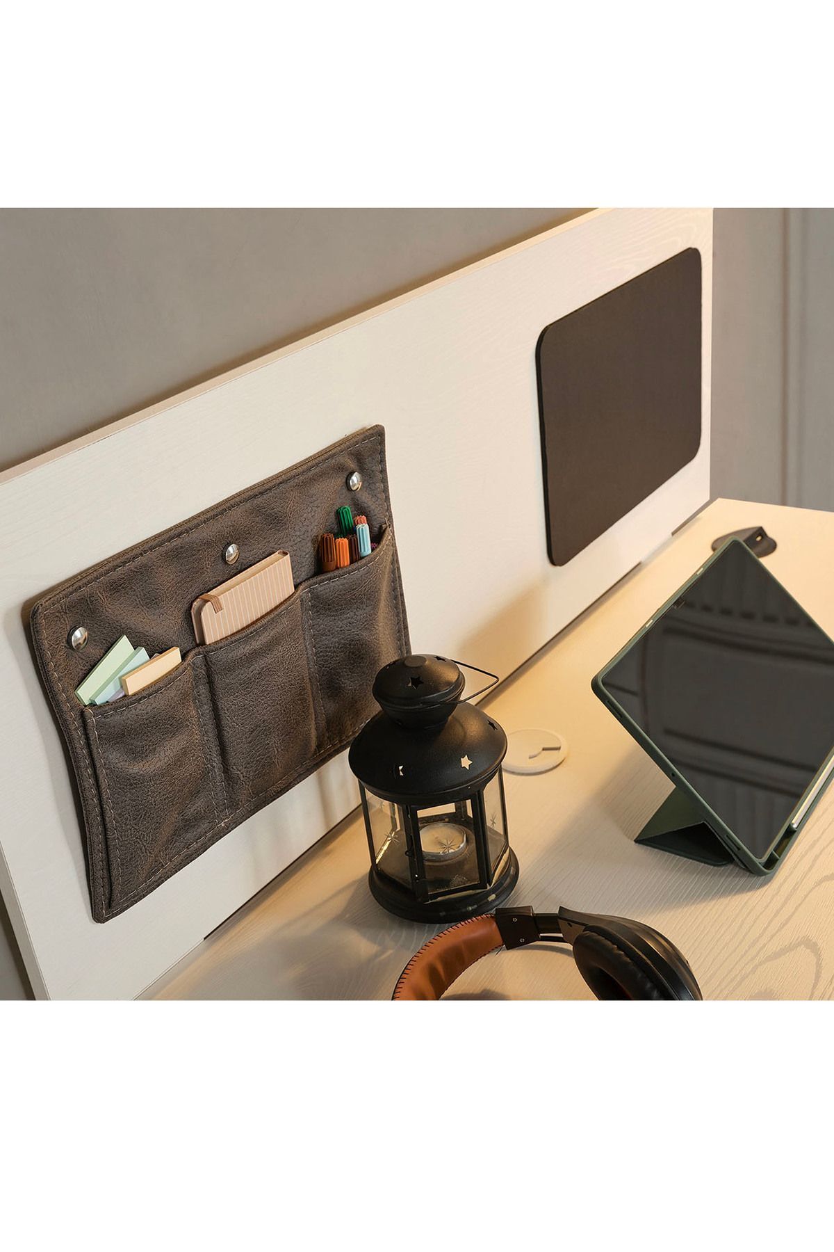 MELODY USB Girişli Kitaplıklı Çalışma Masası