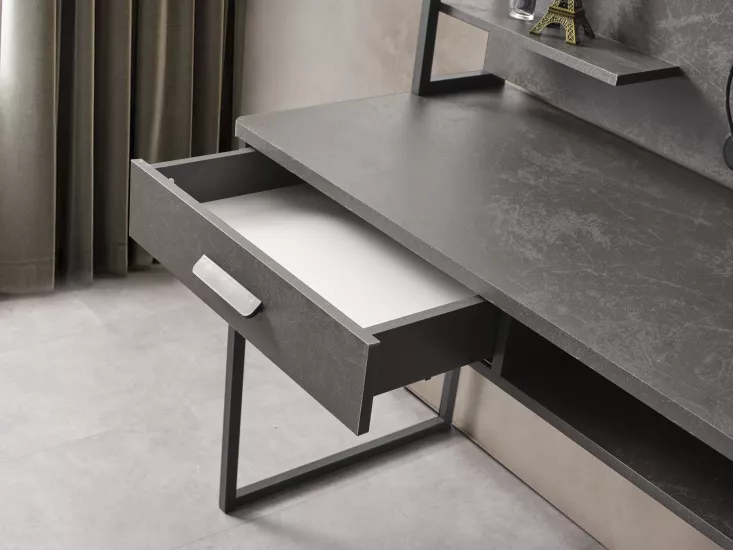 Dark Çalışma Masası