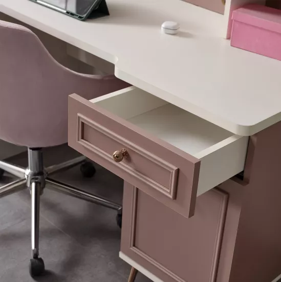 Studio Çalışma Masası