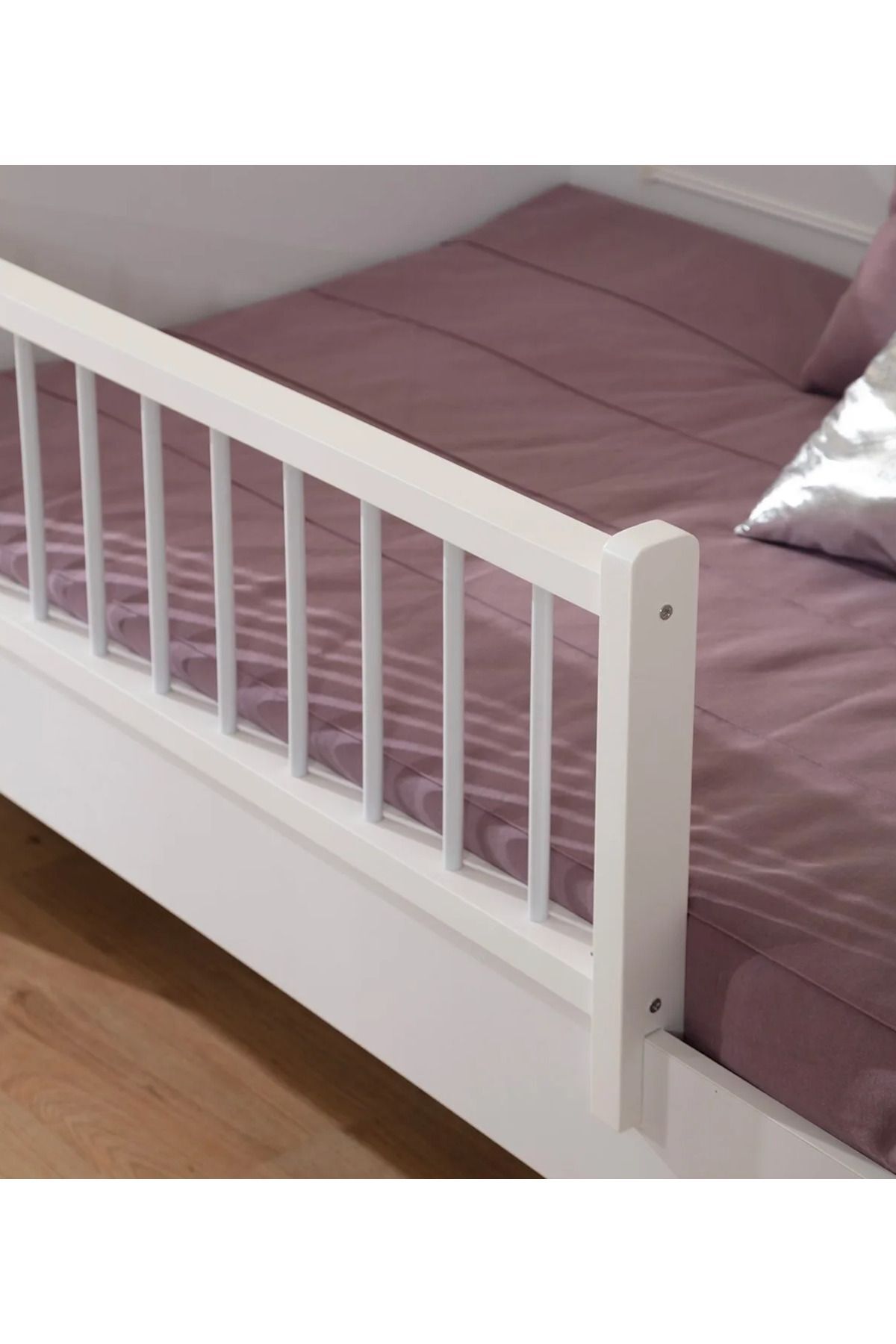 VİŞNE - SEDİR KARYOLA - KORKULUKLU KIZ ÇOCUK KARYOLA  - 100x200 cm